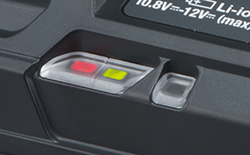 Een rode en groene led op een oplader